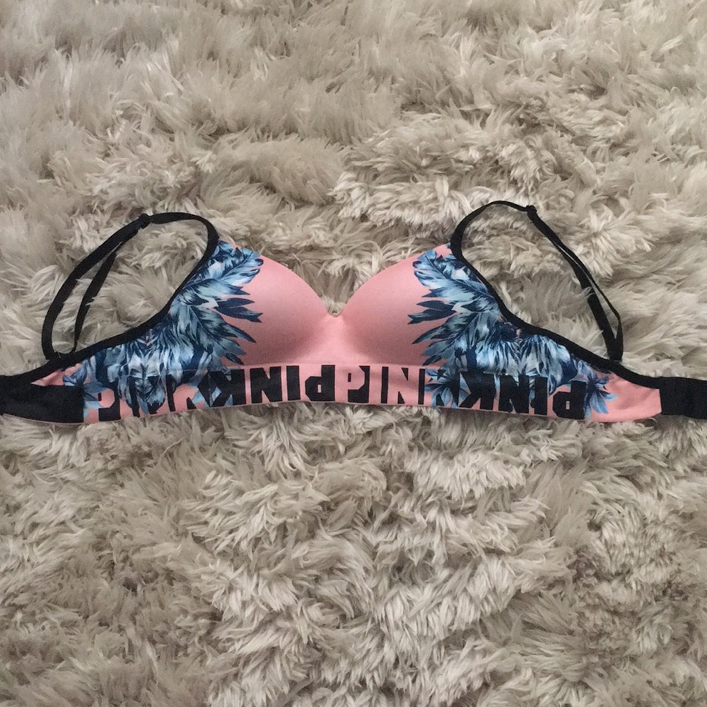 Small Victoria secret PINK sports bra